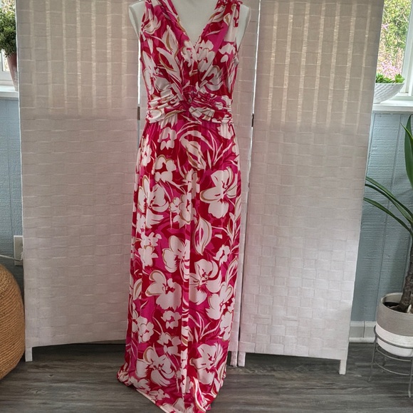 Vince Camuto Dresses & Skirts - Vince Camuto Hot Pink Floral Maxi Dress